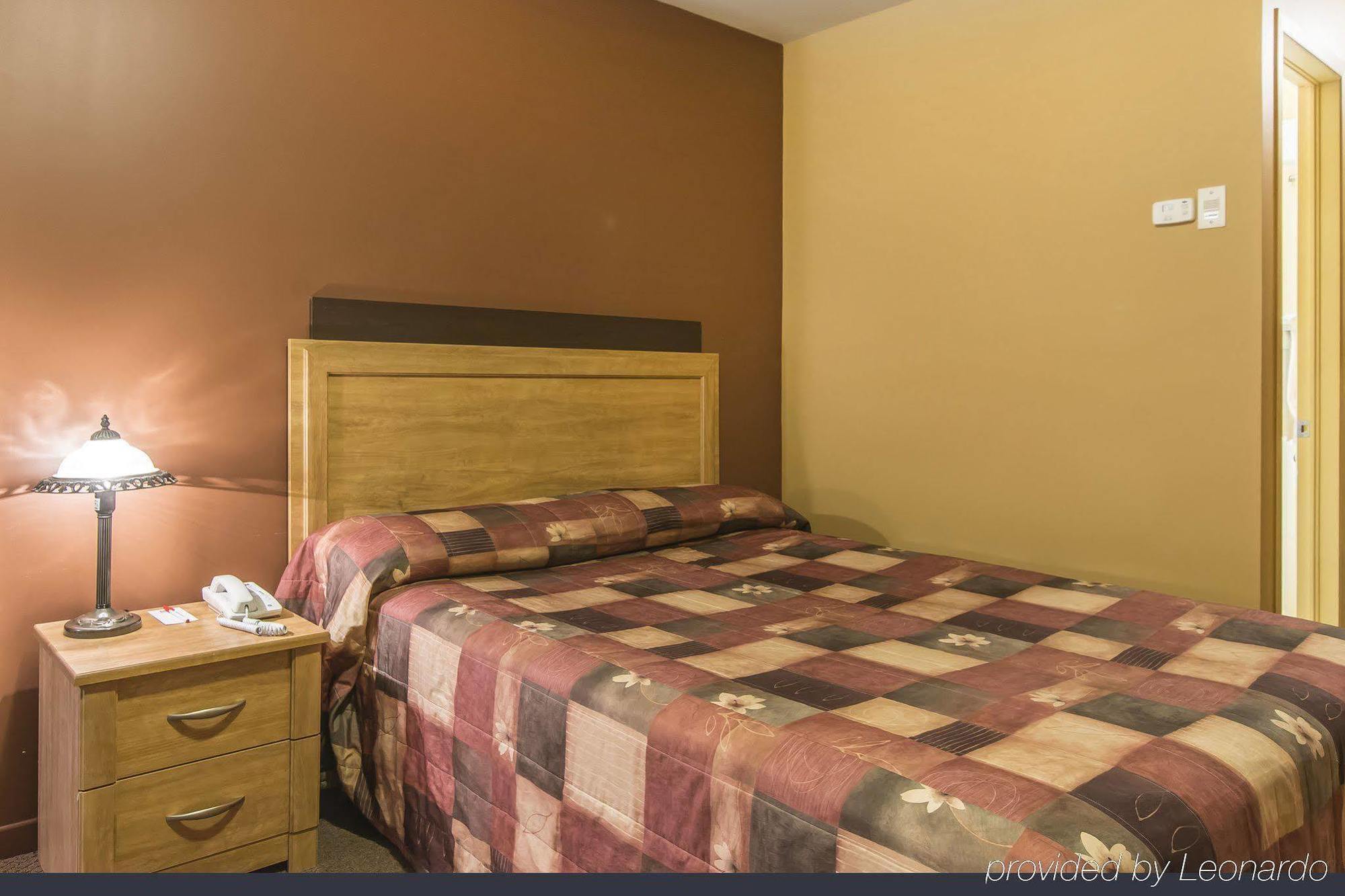 Econo Lodge Cabano Zewnętrze zdjęcie
