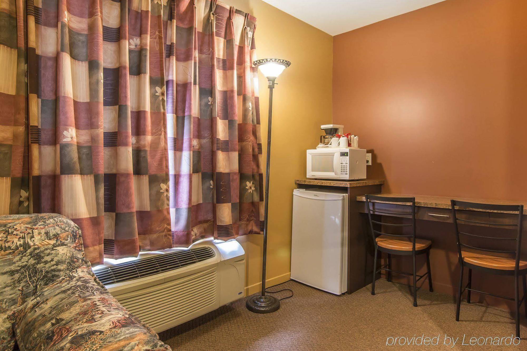 Econo Lodge Cabano Zewnętrze zdjęcie